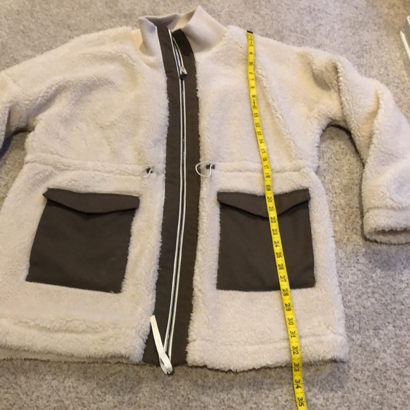 Varley Woodgreen Sherpa Coat | Poshmark